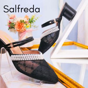 Sepatu Sandal Pesta Wanita Kondangan Elegan Mewah Import Korea Brukat 5 cm Kaca Pernikahan RB28005