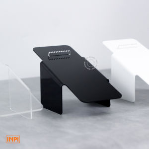 Stand Dudukan Sepatu Akrilik Display Sepatu 1 pcs - INPI House