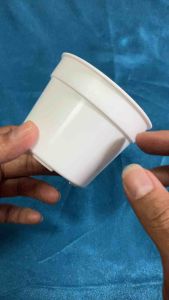 กระถางพลาสติก ขนาด 3 นิ้วกลมหนา สีขาว ( 12 ใบ/ชุด)