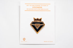 Kovunova Collectible Metal Enamel Pin Fortune/Glory