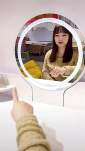 Nordic Dressing Table Storage Cabinet Integrated Bedroom Dresser Modern Simple Makeup Table with Lights