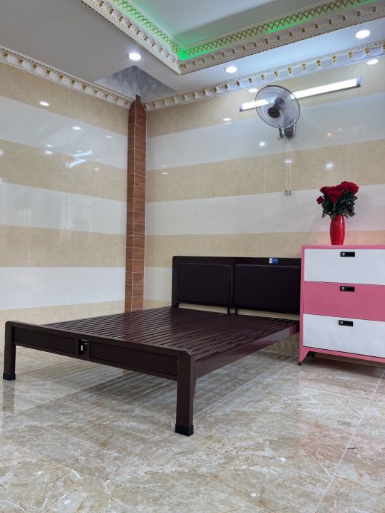 Giường sắt hộp mẫu giả gỗ cao cấp kích thước ngang 1m4 x dài 2m ĐẠI ...