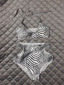 BIKINI 2 MẢNH SIÊU XINH [MẪU NGỰA VẰN]