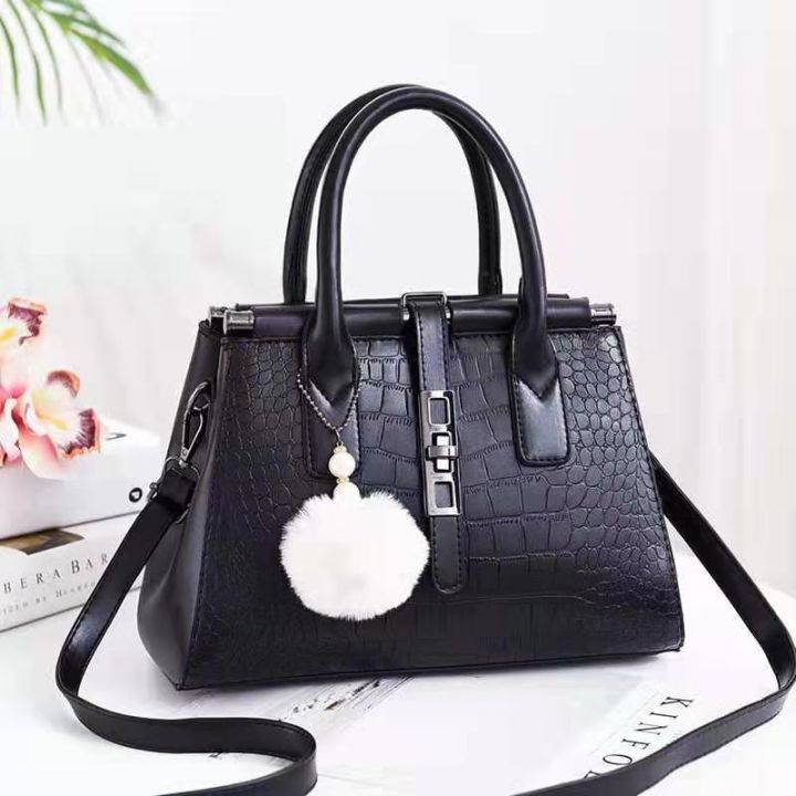 Promo - TAS  BQ2570 tas HANDBAG wanita  free gantungan pom" + tali panjang JT0690 CR7454 EL 5419 LT1919 - Sedia tas wanita tas selempang handbag tas ransel korean  kekinian terbaru viral 2023 murah diskon terlaris
