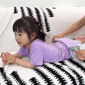 AU Wolf Tooth Massage Stick Yoga Muscle Relaxation Roller Four Rows All-Around Flexible Back Massage Stick