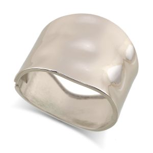 BEAUTYLADIES แบบมีพื้นผิว สร้อยข้อมือโลหะเรียบง่าย แมตต์ รูปทรงเรขาคณิต กำไลข้อมือข้างกว้าง บุคลิกภาพ จิวเวลรี่มือ สร้อยข้อมือที่เกินจริง ผู้หญิง