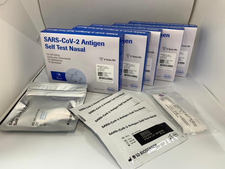 [5 Test Kits] Roche SARSCoV2 Rapid Antigen SelfTest Kit Nasal 5’s SD
