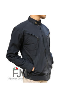 Jaket Pria Banyak Saku Penyimpanan dengan zipper model street Size M L XL XXL