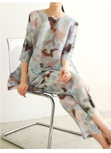 Sunya 1. Miyake จีบแฟชั่นและงานพิมพ์ชุดลําลองสามารถสวมใส่ได้ในฤดูใบไม้ร่วงและฤดูใบไม้ผลิใน3ฤดูกาล