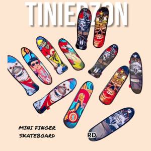 Mini Finger Skateboard