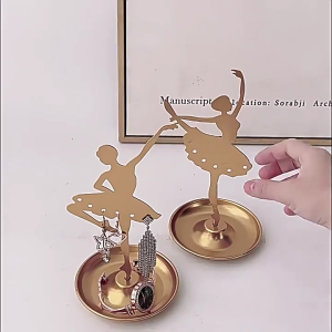 Girl Shaped Display Stand Metal Display Racks Organizer Holder for Women Girls Earrings