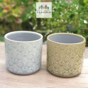 The Leaferie Santorini Flowerpot . flowerpots . flower pot . plant pots . planter . planters . Ceramic