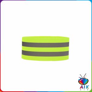 AIK สายรัดข้อมือ แถบสะท้อนแสง ปรับได้ สามารถใช้สำหรับวิ่ง ขี่จักรยาน Reflective Band