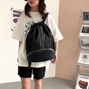 กระเป๋าฟิตเนสผู้หญิง แยกแห้งเปียก กระเป๋าเก็บของว่ายน้ำ กระเป๋าเป้โยคะ กีฬา อุปกรณ์กลางแจ้ง กันน้ำ กระเป๋าเป้เบา [ จัดส่งฟรี ]