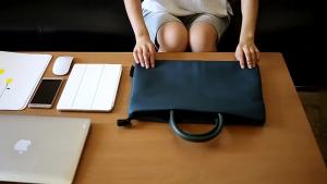 Handbag for work and commuting new style briefcase simple business laptop bag for 14inch 15.6inch large-capacity document bag for women