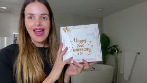 Quà tặng kỷ niệm 2 năm bằng cotton bộ khăn tắm 100% cotton cao cấp 2 chiếc với thiệp kỷ niệm 2 năm quà tặng lãng mạn kỷ niệm hôn nhân cho anh ấy cô ấy chồng vợ quà tặng cặp đôi