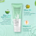 Wardah Nature Daily Aloe Hydramild Moisturizer Cream 40ml. 