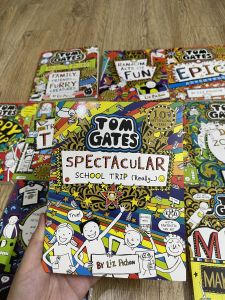 Tom gates phần 2 tiếng anh bộ nhập 10q