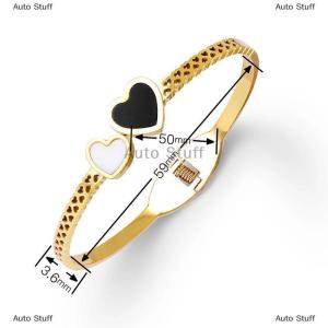 [COD] Auto Stuff Titanium Steel Heart Bracelet Romantic Aesthetic Color Geometry Romantic Hand Jewellery Party Gift
