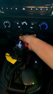 สำหรับกล่อง Carplay Box สำหรับรถ Isuzu MU-X และ Dmax with สาย Y