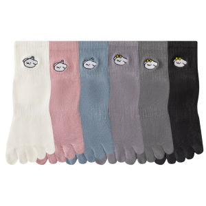 Five-finger socks womens summer Pilates medium tube split-toe socks sweat-absorbing silicone non-slip split-toe socks yoga socks cartoon embroidery