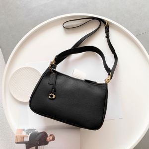 Original COACH Womens Counter Large Capacity Double C Printed Shoulder Cross Shoulder Handbag cc438 size: 28*18*12 cm