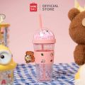 Miniso x Daisy Minions Collection Botol Plastik Dengan Sedotan dan Lengan Cangkir Minum Desktop Bentuk Lucu 420ml. 