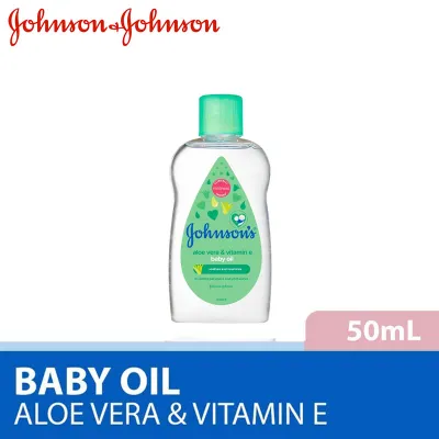 Johnsons Baby Oil 300ml Regular Aloe Vera Cotton Touch Vitamin E Bed Time New Born Moisture Soothes