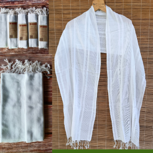 ผ้าพันคอสีขาว ผ้าสไบ ผ้าพันคอปฎิบัติธรรม ผ้าคลุมไหล่แม่ชี ผ้าพาดบ่า ขนาด 40x180 cm.