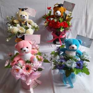 BUKET BUNGA & BONEKA WISUDA BLOOM BOX