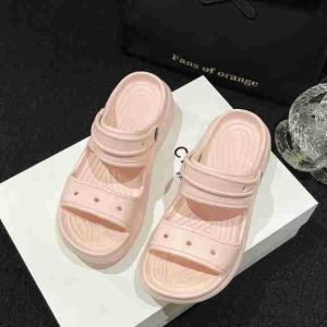 Casual street style rubber flipflop sandals shoes kasut perempuan 洞洞露趾鞋新款