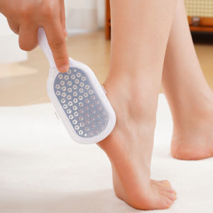 Dụng cụ chà gót chân tẩy tế bào chết chà gót chân bằng thép không gỉ có nắp chứa da tiện dụng My Home DN464