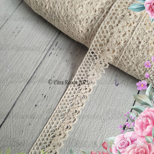 (Per 5 Meter) RDR211 Renda Rajut Krem Motif Cantik Lebar 22Cm