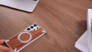 Eary for Samsung Galaxy S26 Ultra Wooden Case With 360 ° Rotating Magnetic Stand Frameless Unique Wood Phone Cover Drop Protection2026