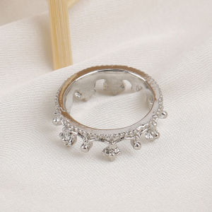 YAFEN 1:12 Dollhouse Miniature Mini Metal Crown Princess Headwear Model Toys