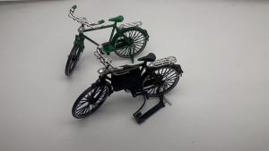 {SG Local} DIY Assembled Bicycle Model 20.5x6.4x11.5cm R Postal Bicycle Childrens Ornament Toy