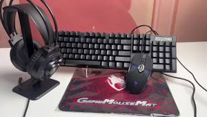 (HD1)T-WOLF Thunder Wolf TF700 Mechanical keyboard four-piece set mouse pad headphones blue switch keyboard set RGB Russia