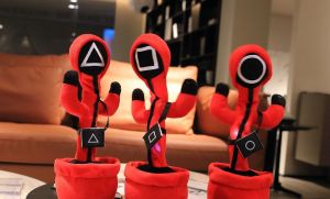 [KARAKTERKU] Mainan Anak Boneka KAKTUS SQUID GAME kaktus bicara Joget goyang Dancing Cactus Toy Boneka Pintar Bisa Ngomong Rekam Bicara