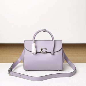 กระเป๋าสะพายสำหรับผู้หญิงแบรนด์ใหม่ Broome Carryall กระเป๋าสะพายหลัง Commuter Lady กระเป๋า CP449 ขนาด: 26 * 30 * 12 ซม