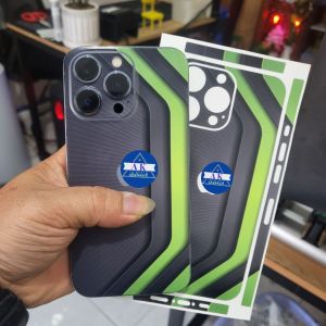 Dán skin 3M lưng viền rời. IP 12 đến 15 pro max bảo vệ máy chống trầy xước và làm đẹp tạo thêm diện mới.
