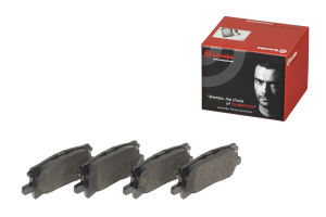 TOYOTA HARRIER ACU30 / MCU30 (2003 - 2012) FRONT (DEPAN) & REAR (BELAKANG) BREMBO BRAKE PAD 100% ORIGINAL AUTHENTIC PRODUCT (PRICE FOR 4 PCS)