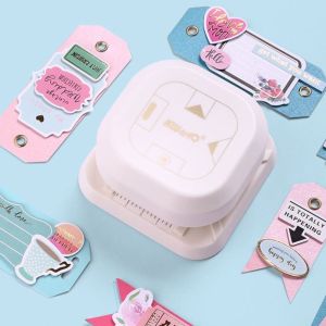 LEIFNYDI งานฝีมือดีไอวาย เครื่องเจาะรู4 IN1 เข้าเล่มเข้าเล่ม ที่เจาะรู เครื่องมือลายนูน แบบพกพาได้ 4 IN1 ที่เจาะกระดาษแบบทำมือ อุปกรณ์สำนักงานโรงเรียน