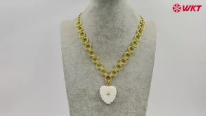 WT-JN398 Hot Classic Retro Niche Design 18+2inch Natural Shell Necklace With 18k Real Gold Plated For Womens Dressing