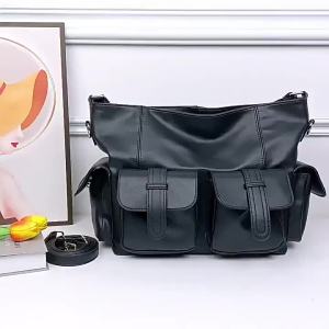 Túi đeo chéo phong cách retro Mỹ dung tích lớn túi tote đen túi hobo túi thời trang dành cho nữ năm nay.