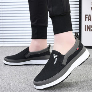 LKfashion  งานแนะนำพร้อมส่งทั่วไทย รองเท้าทรงสปอร์ตผู้ชาย งานแฟชั่น ทรงสลิปออน งานดี ดีไซน์มินิมอล พร้อมส่งให้เลือกทั้งสีดำ เทา และกรม บอกเลยว่าแมทช์ง่าย ได้ทุกลุค ใครชอบงานมินิมอลแบบนี้ ต้องโดน