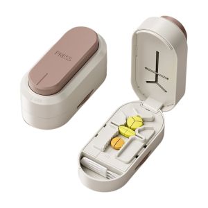INTOONE Chống bụi Dụng cụ cắt thuốc Có thể điều chỉnh Lưỡi dao ẩn Dụng cụ chia thuốc thành 4 phần Đa chức năng Hộp chia thuốc viên Hộp đựng thuốc chia ngăn dành cho viên thuốc nhỏ hoặc lớn