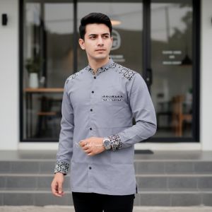 Baju Koko Lengan Panjang Motif Batik Berkancing Casual Fit Lurus Ukuran M-XXXL