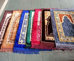 SEJADAH CARPETS / PRAYERMAT