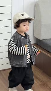 Childrens striped sweatshirt and jeans two-piece set for autumn 2026 Baby clothes Korean-style childrens clothing boys suits