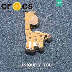 Jibbitz โลหะ หัวเข็มขัดรองเท้า ยีราฟ หมาจิ้งจอก ผึ้ง หมีแพนด้า ม้าลาย การ์ตูน โลหะ สัตว์ แฟชั่น รองเท้า อุปกรณ์เสริม จิ๊บบิท ตัวติดรองเท้า